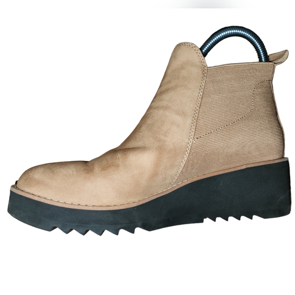 Eileen Fisher Chelsea Booties Size 6.5 - Picture 2 of 12